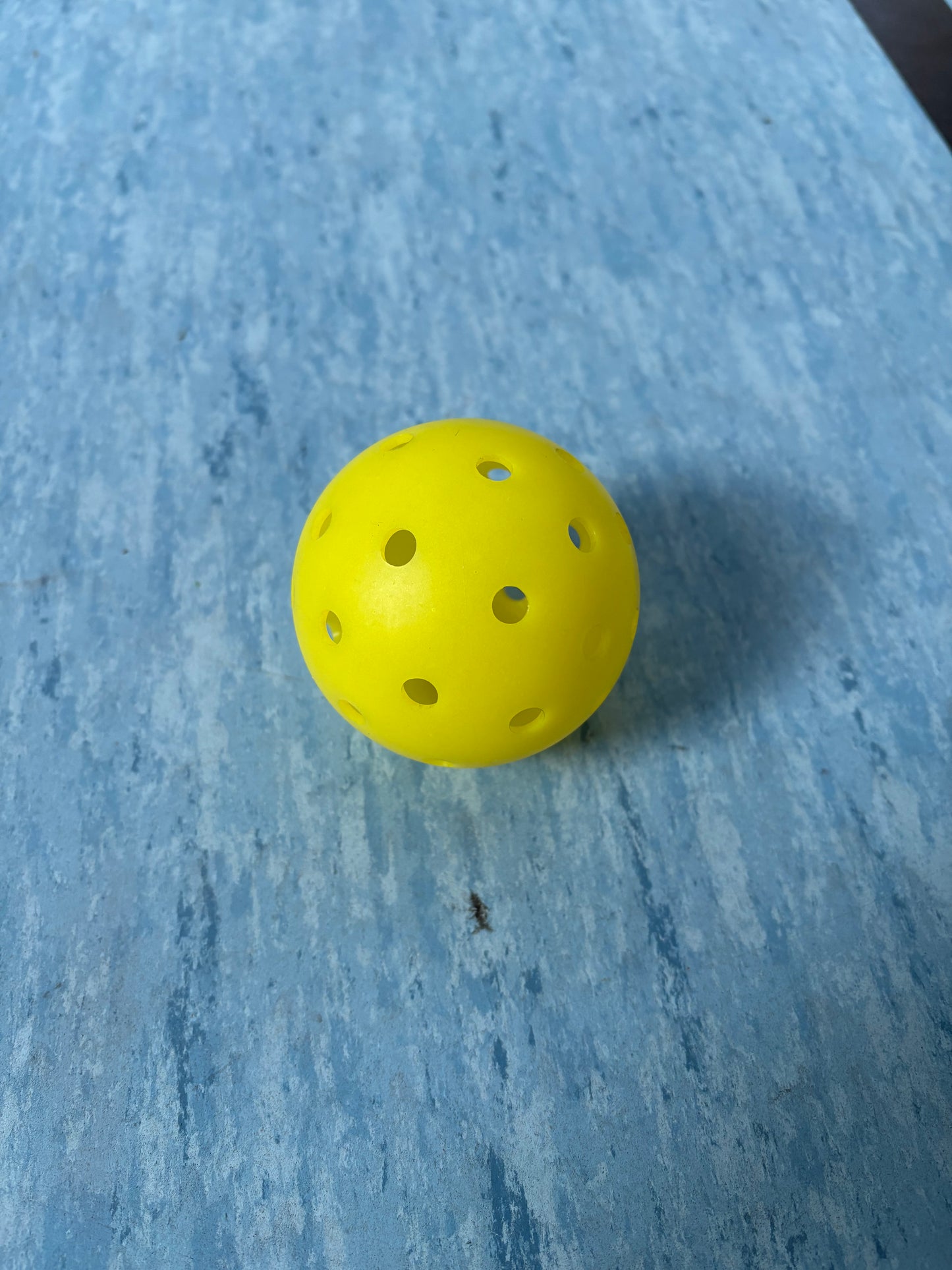 Pickleball Bälle 40 Loch – 25 Stück im Beutel | Rotomold | Go Pickleball